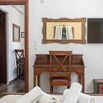 Alexandros By The - Serifos Pensionat 3*