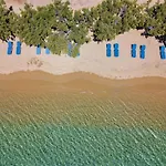 Alexandros By The - Serifos Livadakia