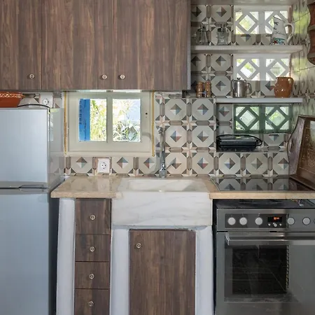 Πανσιόν Alexandros By The - Serifos