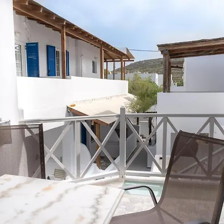 Alexandros By The - Serifos Pensjonat 2*