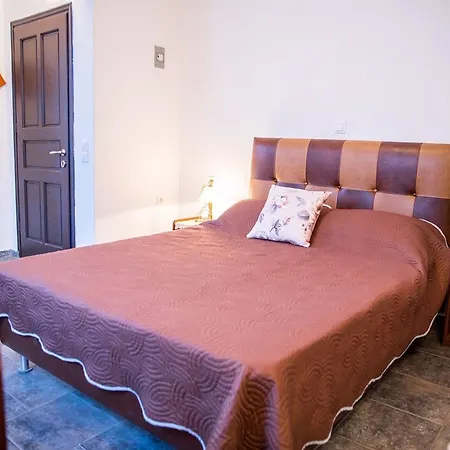 Πανσιόν Alexandros By The - Serifos 3*