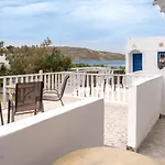 Alexandros By The - Serifos Penzion 3*