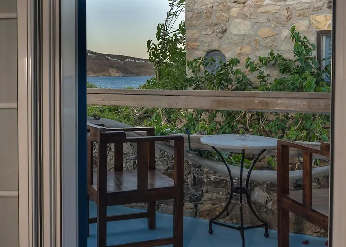 Πανσιόν Alexandros By The - Serifos Λιβαδάκια