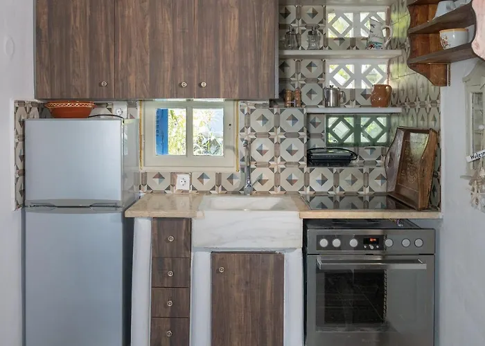 Πανσιόν Alexandros By The - Serifos