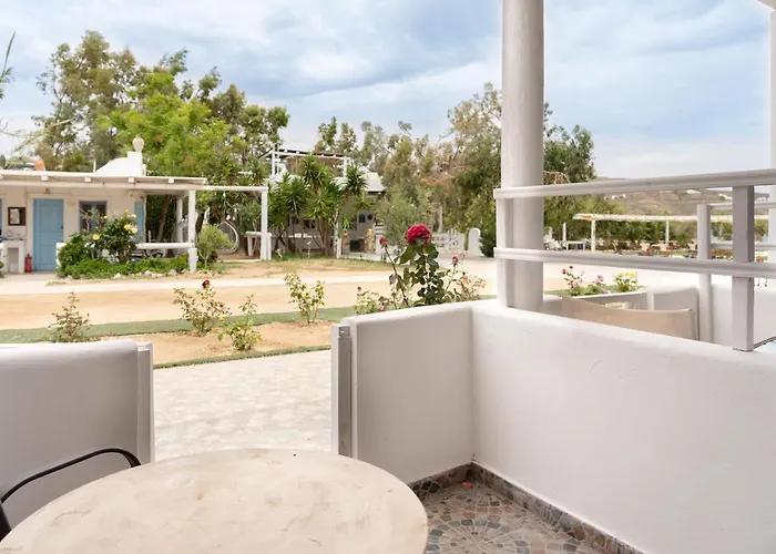 Alexandros By The - Serifos 3* Λιβαδάκια