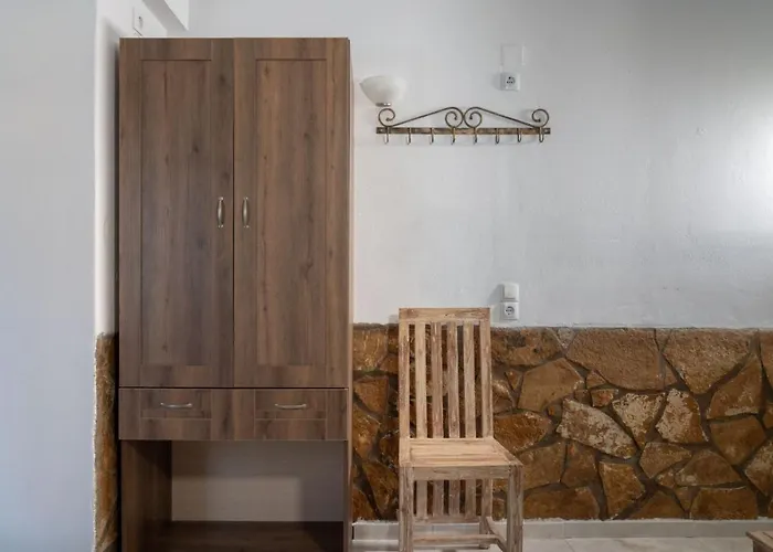 Alexandros By The - Serifos 3* Λιβαδάκια