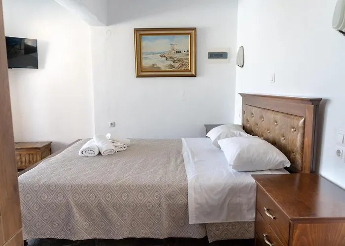 Πανσιόν Alexandros By The - Serifos